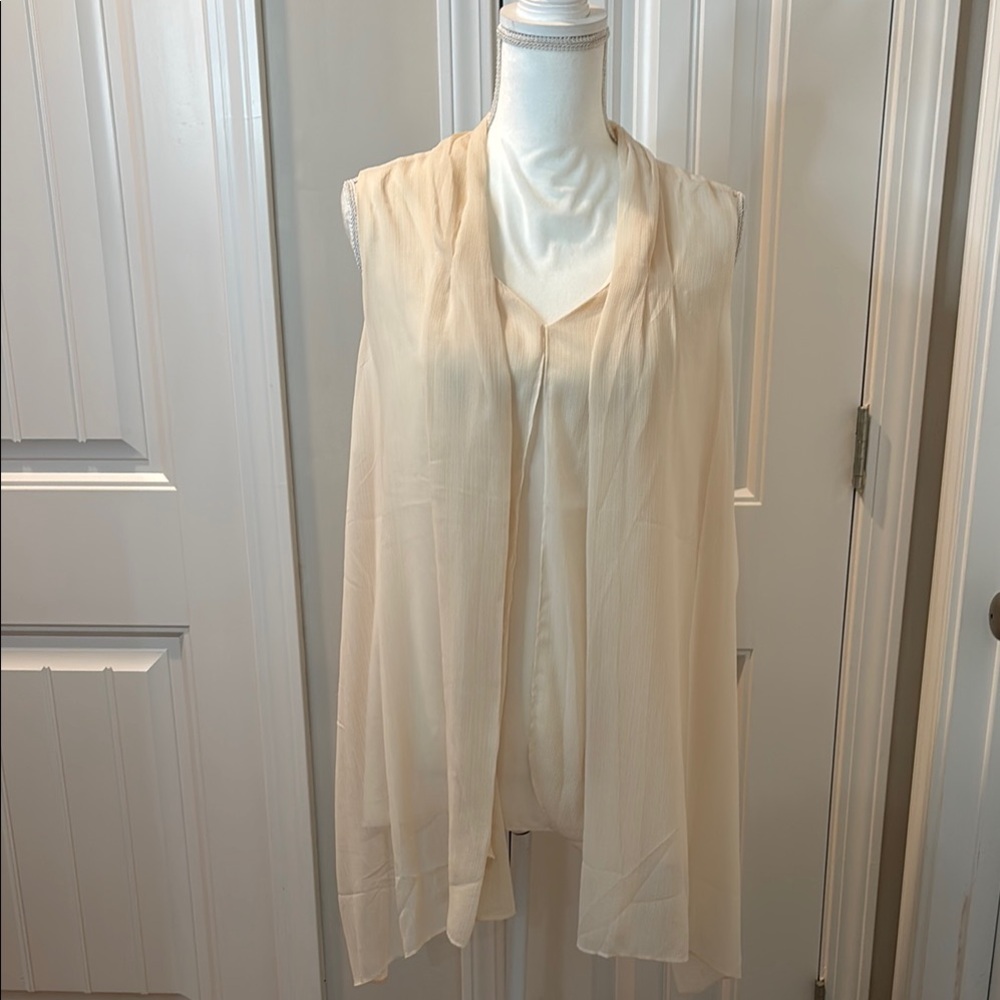 H by Halston Cream Relaxed Sleeveless Blouse Size 1X
